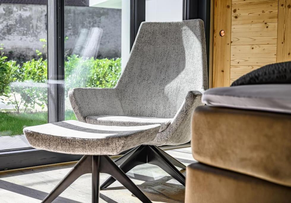 Luxurioese Ferienwohnung Seelage フリードリヒスハーフェン エクステリア 写真